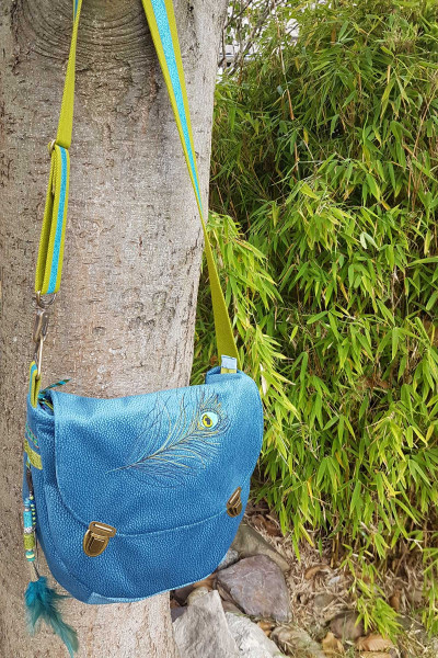 Taschenschnittmuster "Strandläufer" Kleine Umhängetasche aus Kunstleder