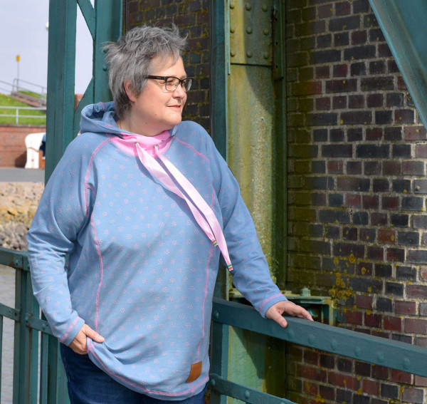 Hoodie Schnittmuster für große Größen - Big Lady Comet von Mialuna