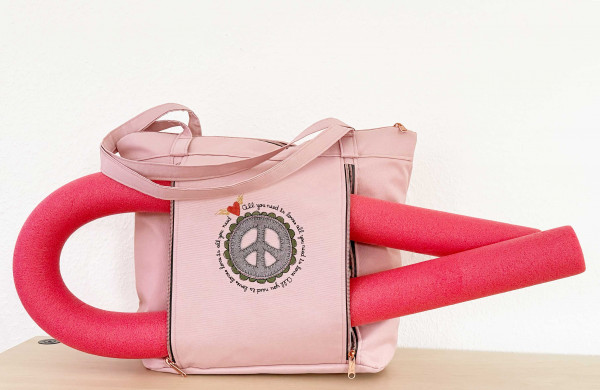 Schwimmnudel perfekt verstaut, Ebook farbenmix