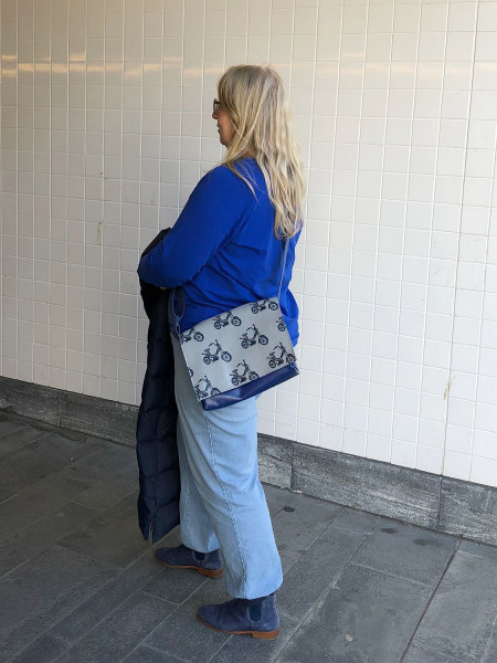 Umhängetasche aus LKW-Plane, BasicModell, Ebook