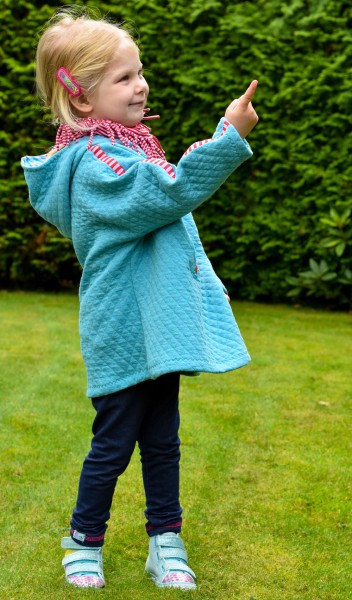 Kapuzenpulli mit Fledermausarmen nähen