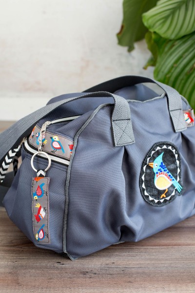 Taschenspieler 2 "Kugeltasche" aus grauem Outdoorstoff von Farbenmix