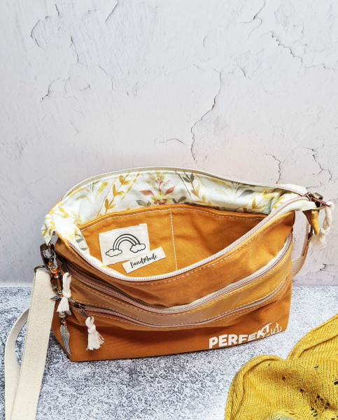 ZipperZauber, Umhängetasche mit und ohne Reißverschlüssen, EBOOK