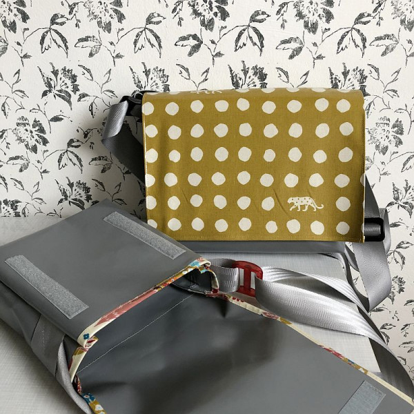 Umhängetasche aus LKW-Plane, BasicModell, Ebook