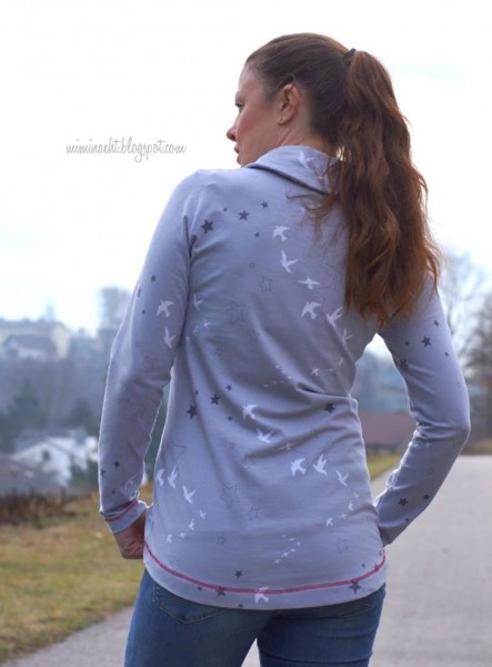 Schnittmuster Damenshirt Mara mit Kapuze und überlappendem Ausschnitt