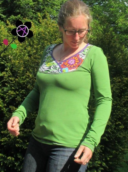 Lady Carolyn, Damenshirt mit Einsatz, Schnittmuster