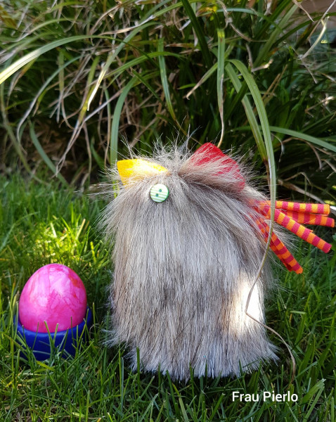 Witzige Eierwärmer basteln - Gratis Anleitung zum Downloaden