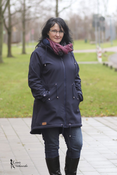Schnittmuster Softshell-Parka Jacke mit Kapuze "Lady Cadiz" von mialuna