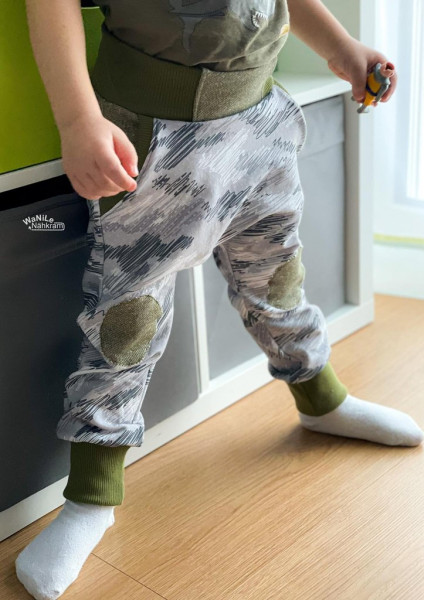 Schnittmuster Checkerhose Klimperklein in schmaler Passform Gr. 44-104