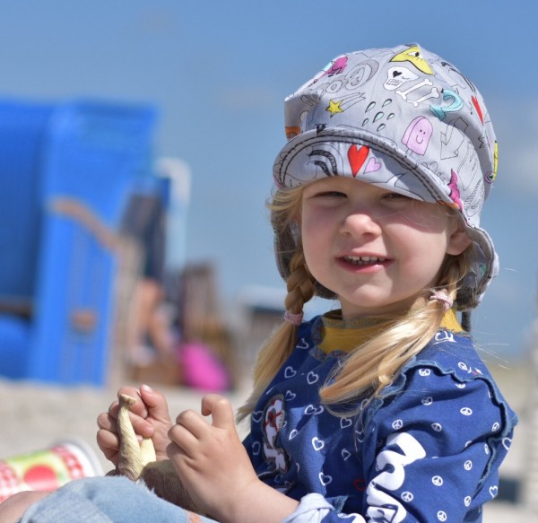 Kinder-Sommermütze "Heiter&Wolke" mit Schirm und Nackenschutz