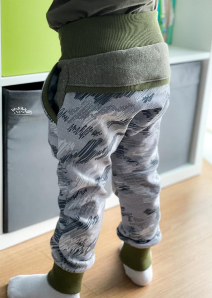 Schnittmuster Checkerhose Klimperklein in schmaler Passform Gr. 44-104