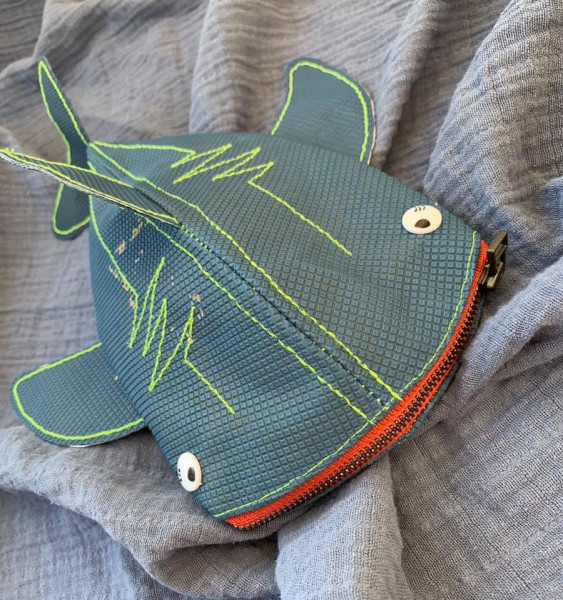 Federmäppchen Stiftetasche Haifisch Nähanleitung mit Schnittmuster zum Downloaden