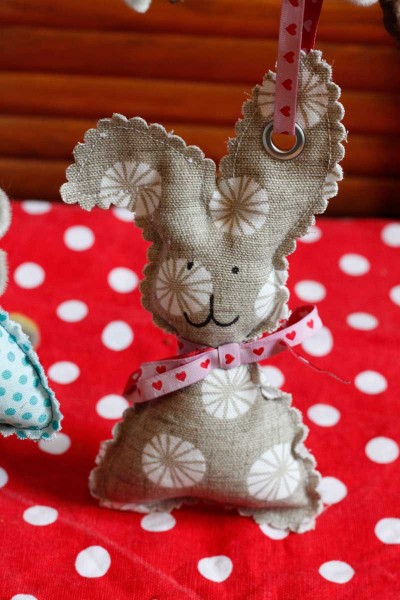 Hasenbande mit langem Öhr - gratis Nähanleitung