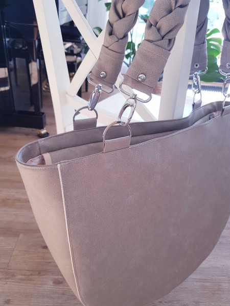 Maditje-Tasche in Shopper-Größe mit geflochtenen Taschenhenkeln