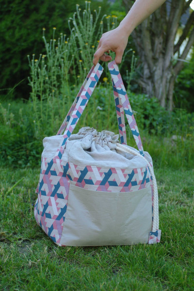 Nähanleitung Multifunktionstasche aus Leinen mit Henkeln und Kordelverschluss