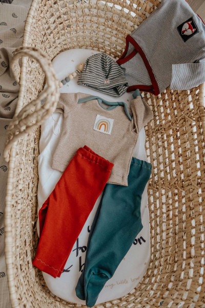 Babykleidung selber nähen mit der Baby-Kollektion von farbenmix