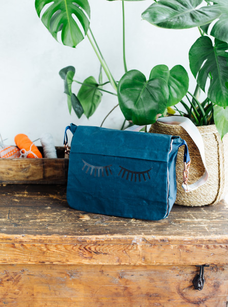 CityStyle Umhängetasche aus Oilcloth