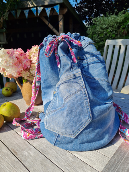 TurnAround, Rucksackbeutel zum Wenden in 2 Größen, EBook