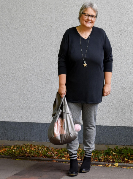 Schnittmuster Plus-Size-Basicshirt für kurvige Damen