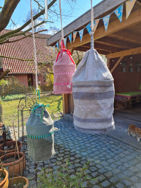 Nähanleitung LED-Hängelampen zum selber nähen.