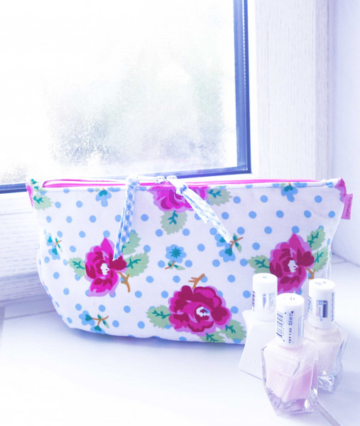 RonjaBag, Kultur- und Kosmetiktasche in zwei Größen, Ebook