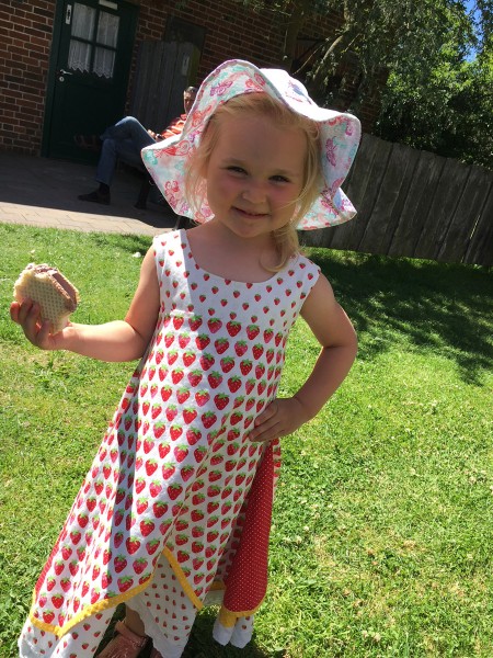 WILLEMIENTJE, Festkleid, Schnittmuster