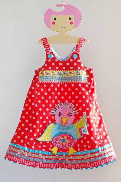 Kinderkleid im Farbenmix-Style nähen
