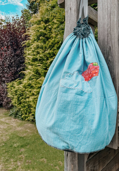 Großer Matchsack in Hellblau zum Wenden mit Tunnelzug