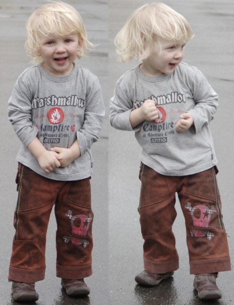 MIKA, Papierschnittmuster