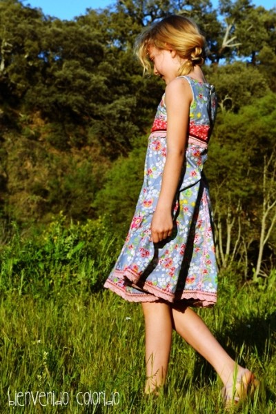 UNIQUE, Festtagskleid, Schnittmuster