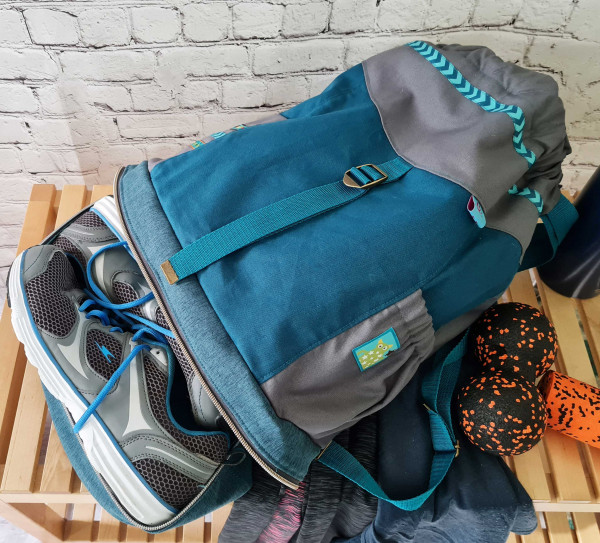 Rucksack mit Nassfach für Schuhe und Co. farbenmix Ebook zum selber nähen