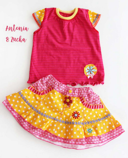 Selbstgenähte Sommerkombi Flügelärmelshirt mit Rock