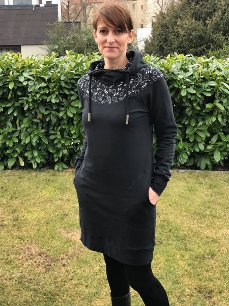 Lady Tasja, Hoodie und Kleid, Schnittmuster