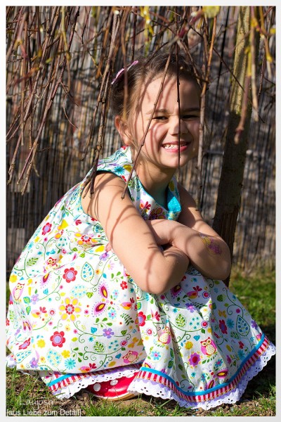 UNIQUE, Festtagskleid, Schnittmuster