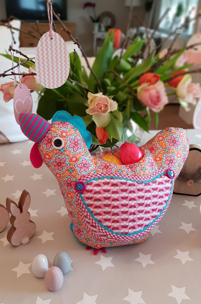 Eierwärmer Stoffhuhn "Eierhenne Hennriette" von Heidewitzka