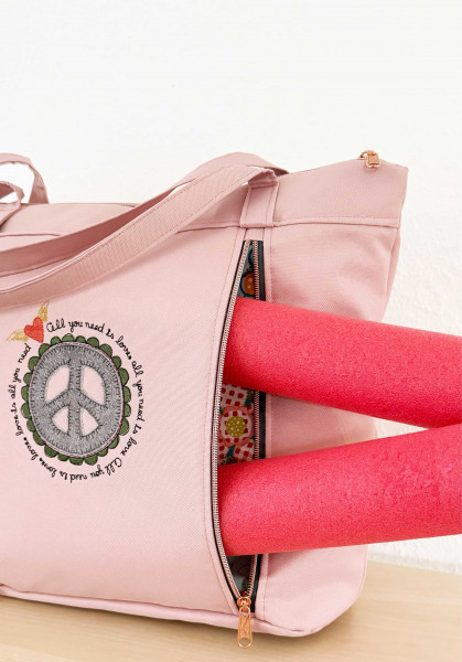 Schwimmnudel perfekt in der AusZeit verstaut, Sporttasche nähen