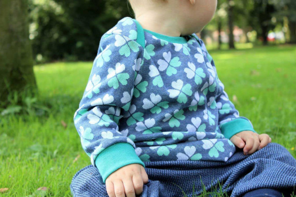 Ebook Schnittmuster Babyshirt mit amerikanischem Ausschnitt von Klimperklein