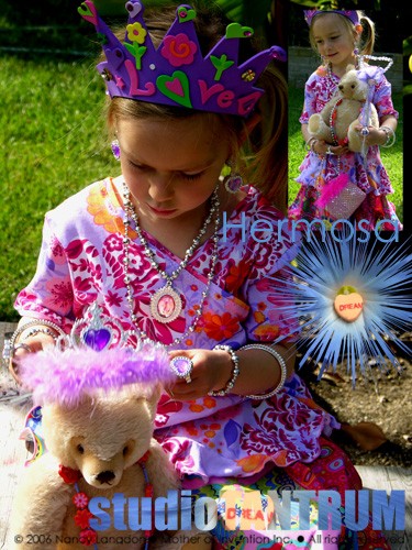 Schnittmuster Mädchen Volant-Wickelbluse "Hermosa" mit Trompetenärmeln