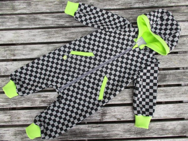 Kuschelanzug, Klimperklein, Papierschnittmuster