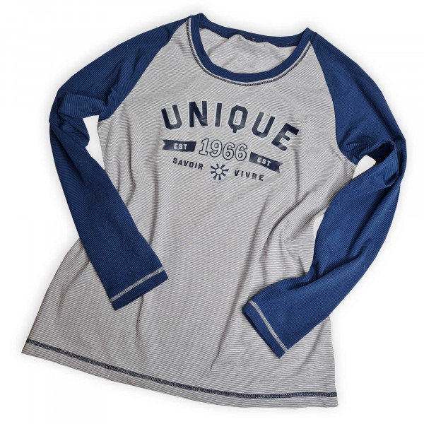 Schnittmuster "Leona" von farbenmix für ein Damenshirt mit Raglanärmeln.