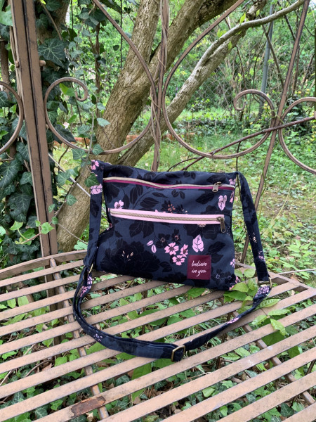 ZipperZauber, Umhängetasche mit und ohne Reißverschlüssen, EBOOK