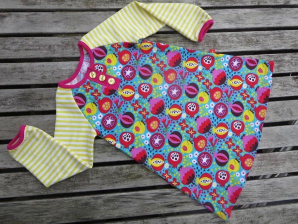 Klimperklein Sweatkleid mit Knopfleiste