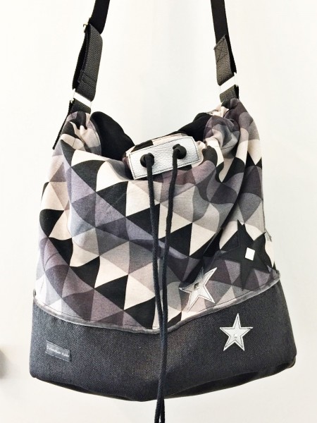 Adventskalendertasche 2016 PacksEin aus grafischenStoffen