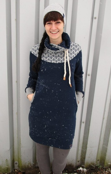 Lady Tasja, Hoodie und Kleid, Schnittmuster
