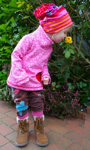 Legerer Rollkragenpullover für Kinder, Schnittmuster mit Nähanleitung