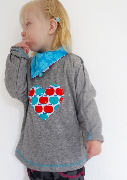 Fledermauspulli Designbeispiel aus Feinstrick