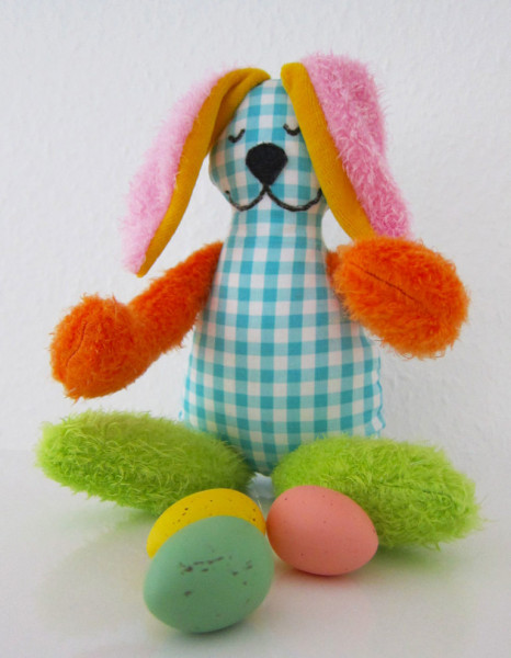 Freebook Kuschelhase Pepe Nähanleitung kostenlos