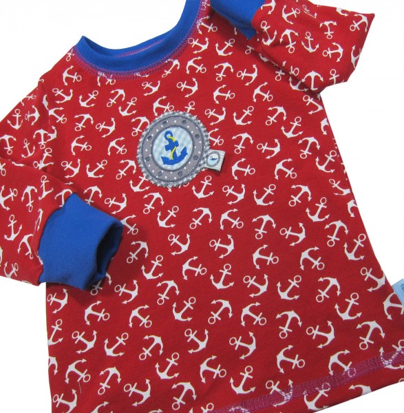 Xater-Shirt im maritimen Stil mit Ankern